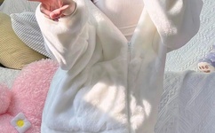 男女午夜精华液